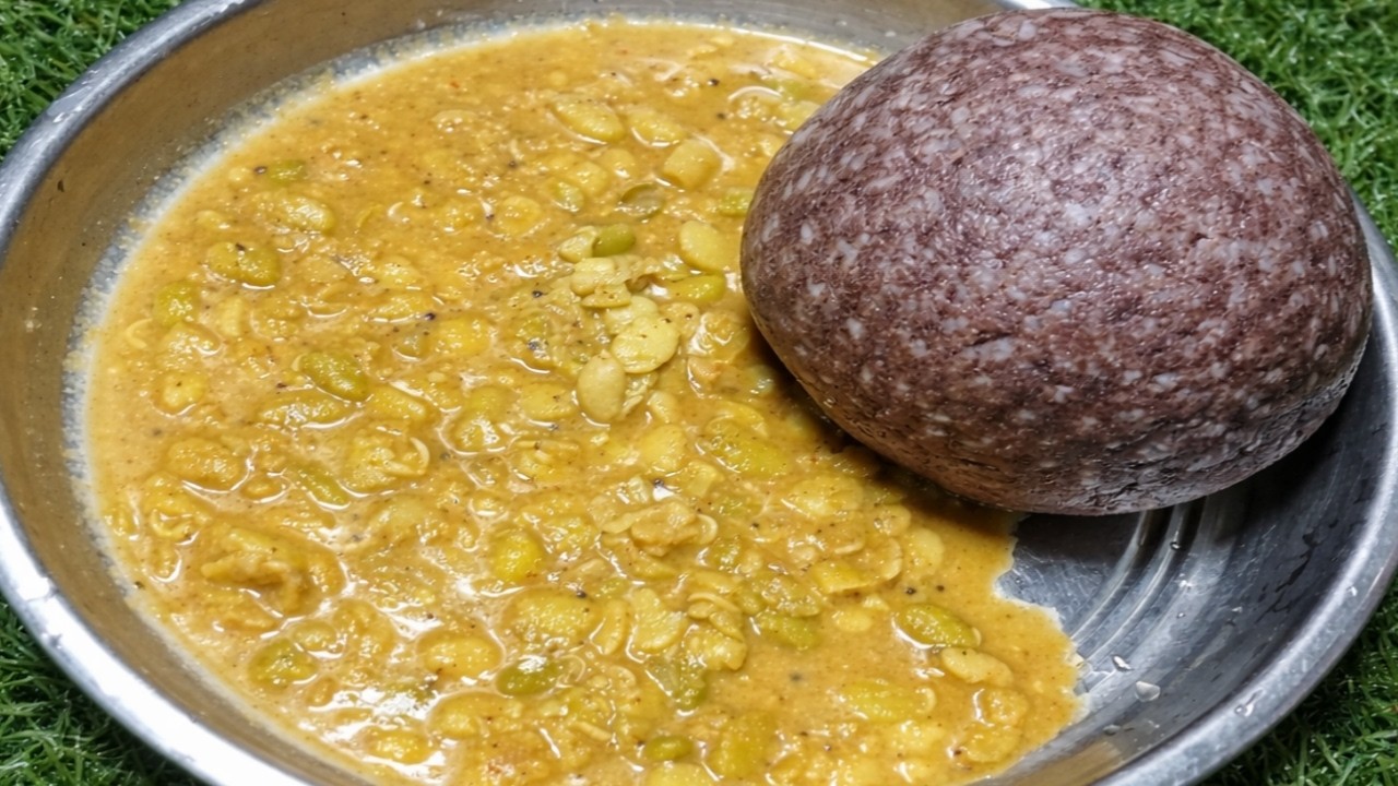 ಹಿತಿಕ್ಕಿದ ಬೇಳೆ ಸಾರು ಪಕ್ಕ ನಮ್ಮ ಹಳ್ಳಿ ಶೈಲಿಯಲ್ಲಿ | Village Style Hitikkida Bele Saaru