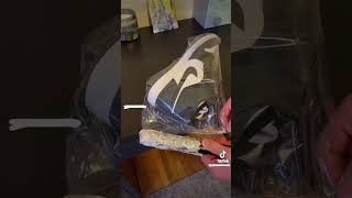 HOW TO SHRINK WRAP SNEAKERS USING HOME ITEMS. #sneakers #shoes #nike #jordan #jordan1 #shorts #howto