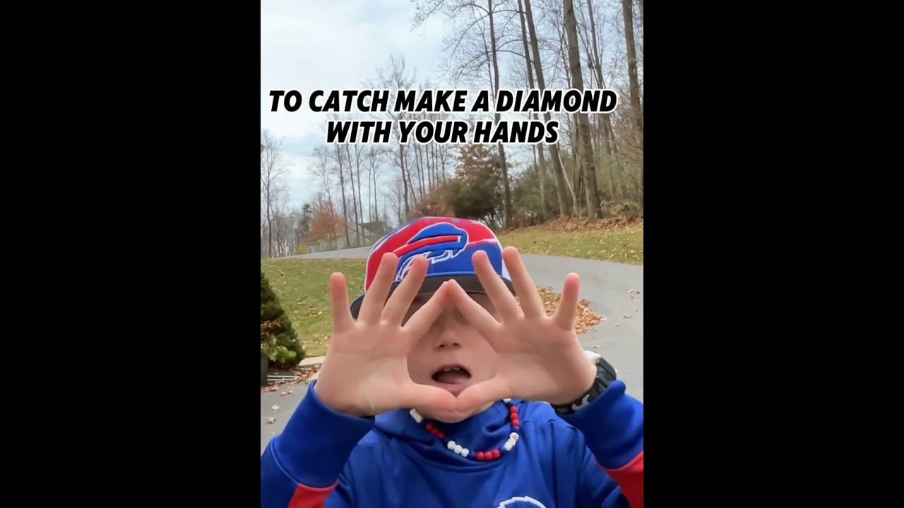 How To Throw And Catch A Football 