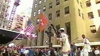 Video thumbnail of "Prince - Thank You Falletin Me Be Mice Elf (Today Show)"