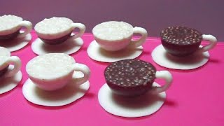 カップ形のチョコ作り　Making teacup shaped chocolate