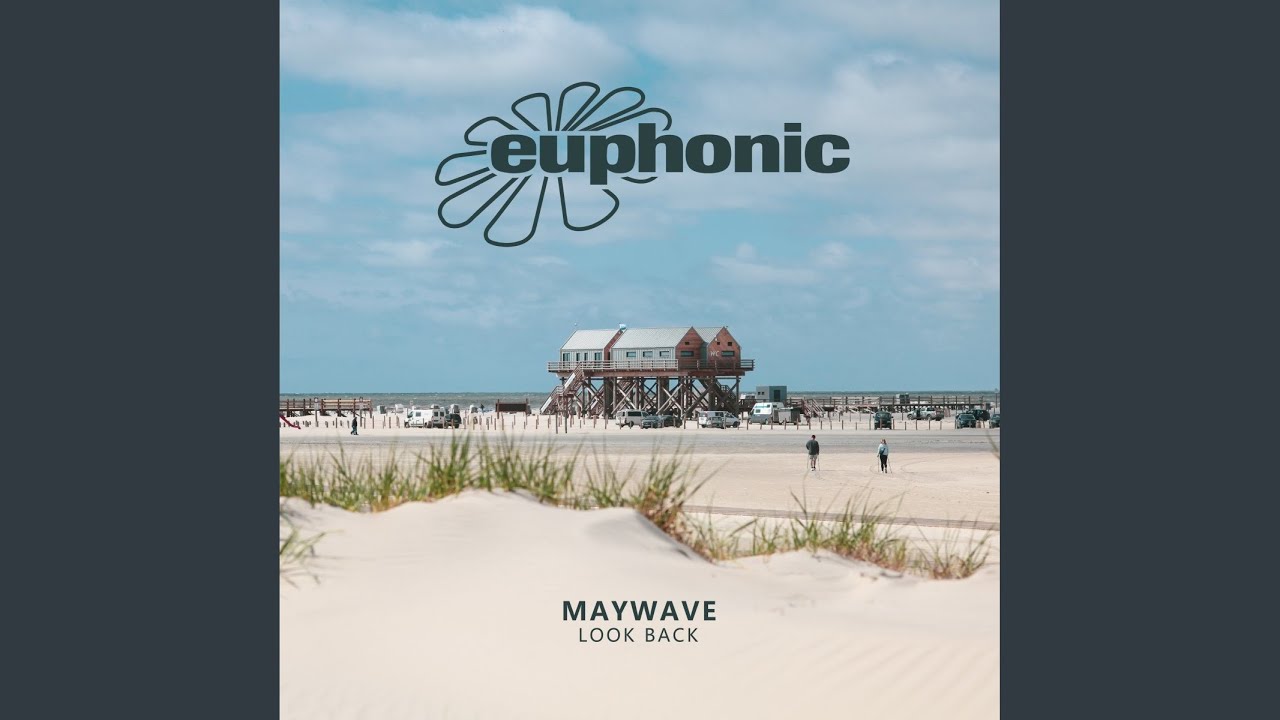 Look Back adlı videoyu YouTube'da izle Look Back adlı videoyu YouTube'da izle