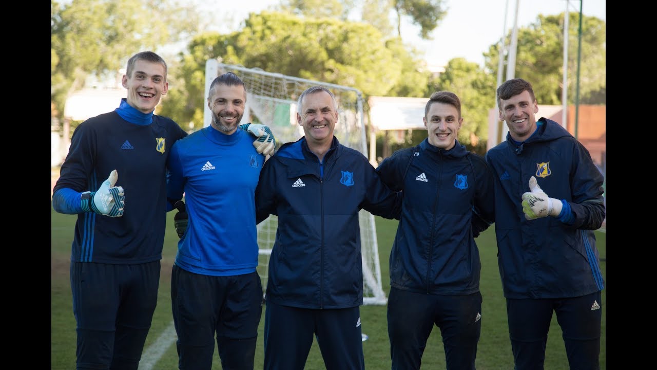 football score Интервью тренера вратарей Александра Гутеева