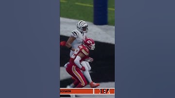Chase with the grab for the tuddy and the Gritty ties the game at 14 Chie... | #robdeezel on #Twitch