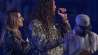 Video thumbnail of "Brooke Ligertwood, Brandon Lake & Cody Carnes LIVE at Passion 2024 | Bless God - Every Chance I Get"