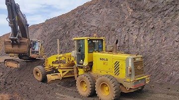 mining operation of a grader | Chromite mines |