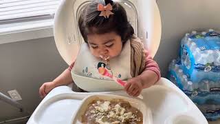 Una mañana desayunan enfrijoladas| Bebés de 1 y 2 años by Ari te cuenta 160 views 4 months ago 1 minute, 58 seconds