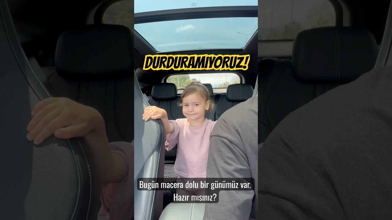 Küçük Prenses Top Havuzunu Resmen Talan Etti! 😂