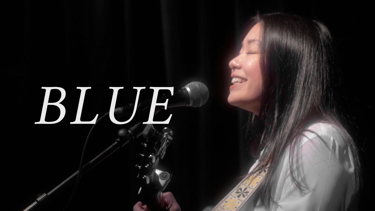 在 YouTube 上观看 Martina San Diego - Blue (Live At Eddie's Attic) 在 YouTube 上观看 Martina San Diego - Blue (Live At Eddie's Attic)
