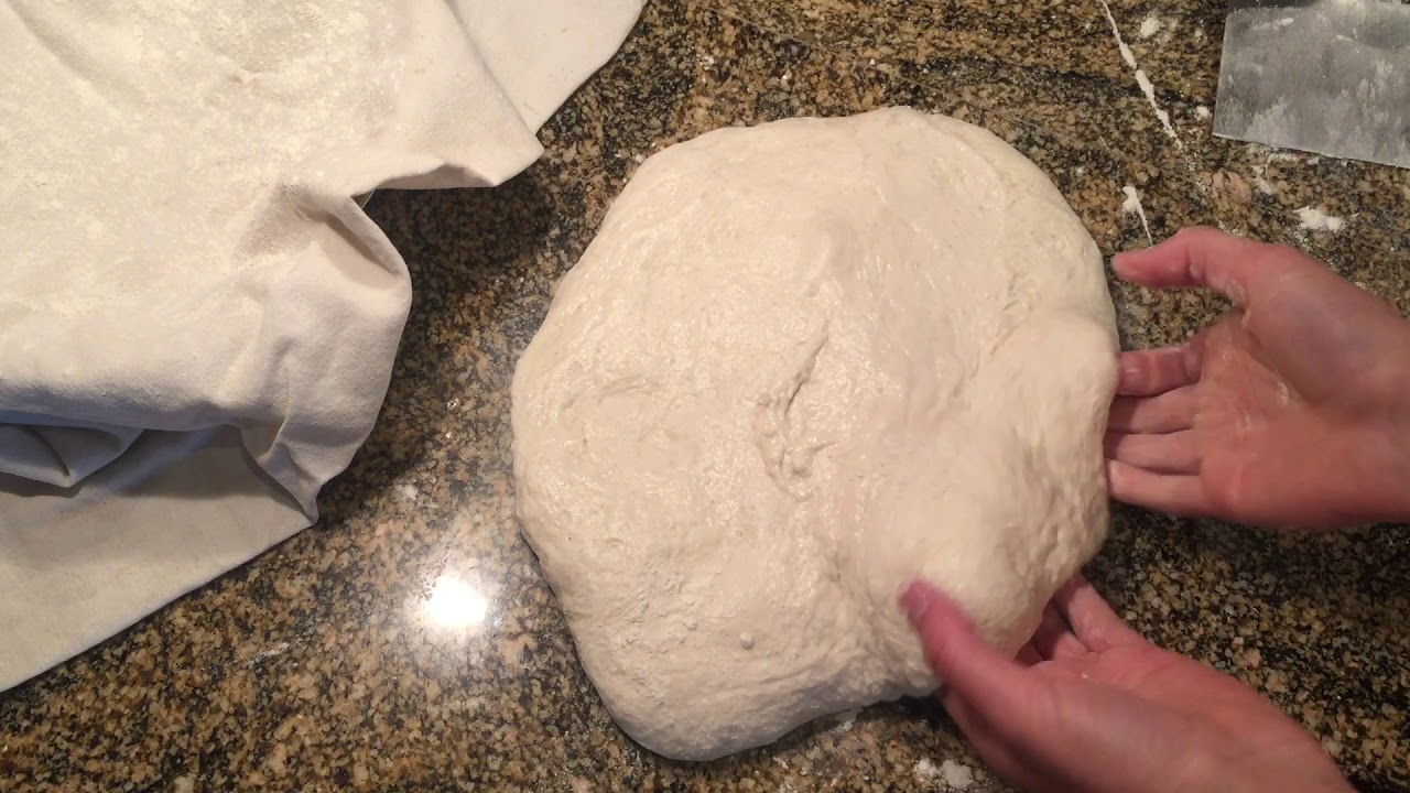 Хлеб на закваске с жареным чесноком и розмарином