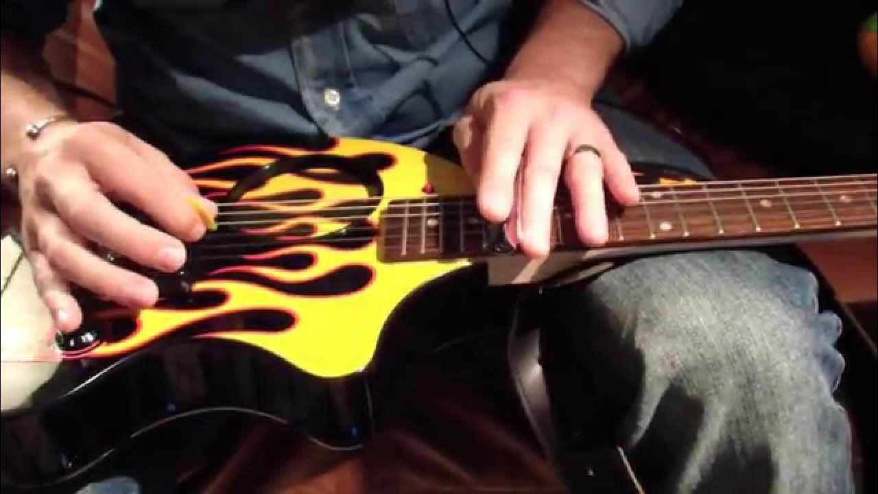 David Gilmour ¨Lap Steel¨ Solos On a Travel Guitar and POD HD500 2/2