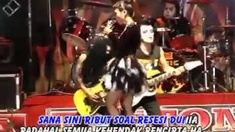 Resesi Dunia - Ayu Octavia (Official Music Video)