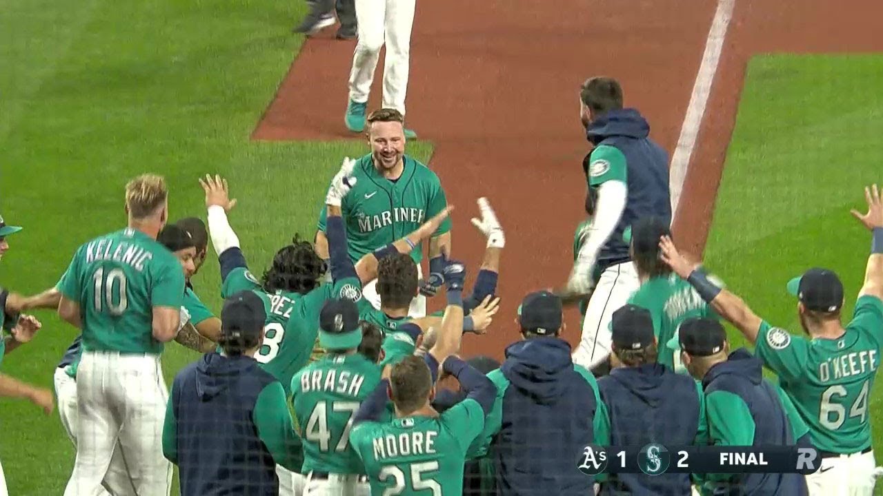 As Mariners playoff drought ends, celebration begins - Sports