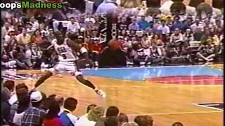 Michael Jordan Legendary Behind The Back Assist To Larry Bird! (USA Vs CUBA 1992) Michael Jordan Legendary Behind The Back Assist To Larry Bird! (USA Vs CUBA 1992)