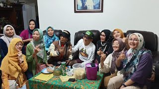 Download Lagu Kades Hoho Di Datangi Emak emak Dari Cempaka Putih Jakarta MP3 Download Lagu Kades Hoho Di Datangi Emak emak Dari Cempaka Putih Jakarta MP3