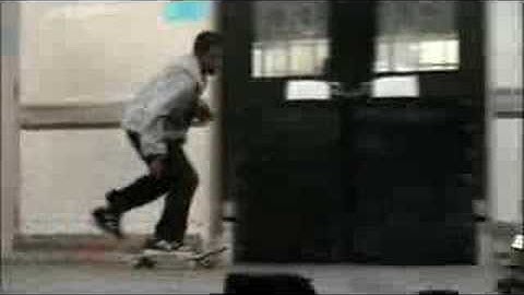 Dominick Walker Minivideo