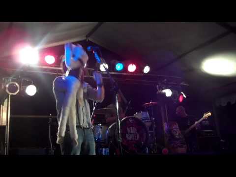 Oklahoma Breakdown performed by Stoney Larue and Wade Bowen with special guest Monkeyballs