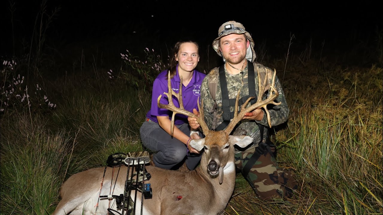 Kansas Bow hunting 2023 (buck of a lifetime!) YouTube