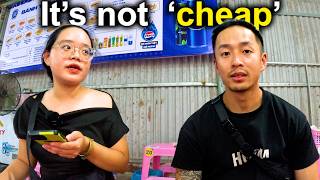 This Da Nang girl shows me what one sees online about Vietnam