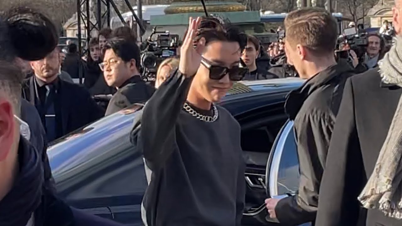 J HOPE (제이홉) OF BTS AT DIOR MEN WINTER 2023-2024 SHOW IN PARIS