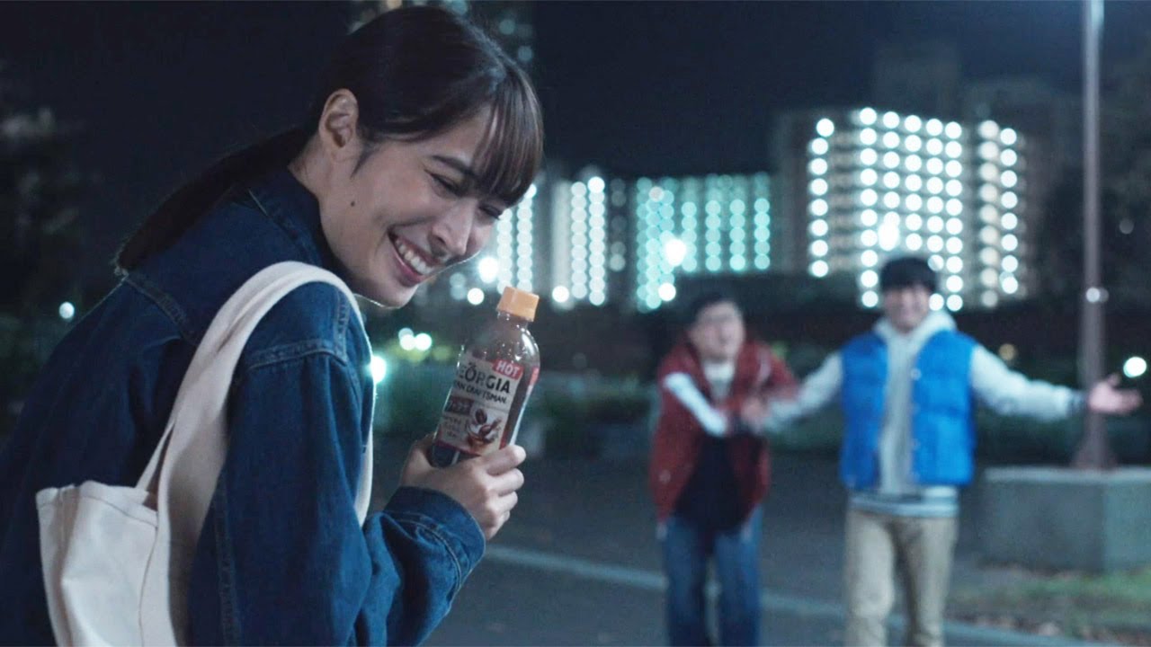 Takayuki Yamada and Chan Kawai perform a comedy routine? Alice