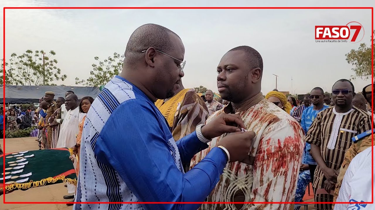 Ignace Ismaël Nabolé, Directeur multimédia de Faso7, fait chevalier de l'ordre du mérite burkinabè