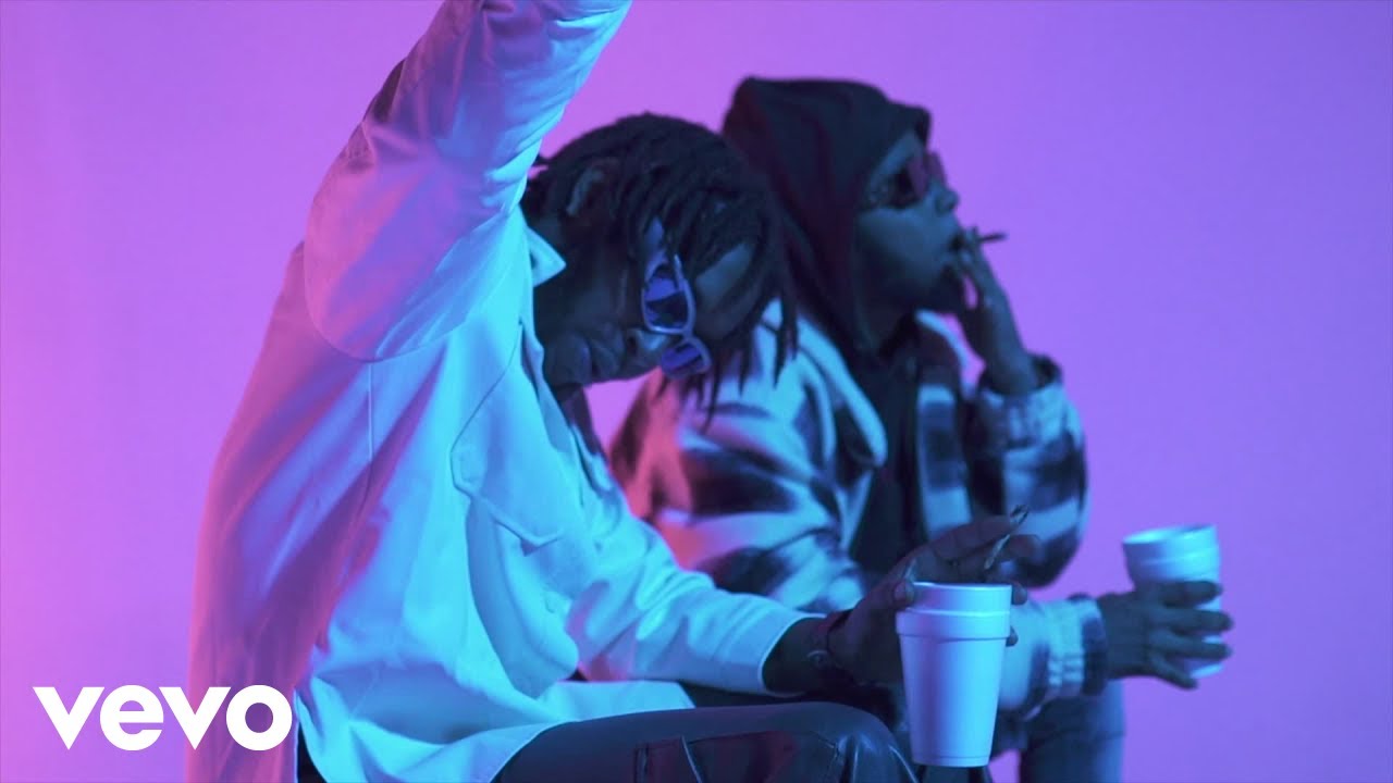R-TADAX - IRIE (Official Music Video) ft. shaneo auf YouTube ansehen R-TADAX - IRIE (Official Music Video) ft. shaneo auf YouTube ansehen