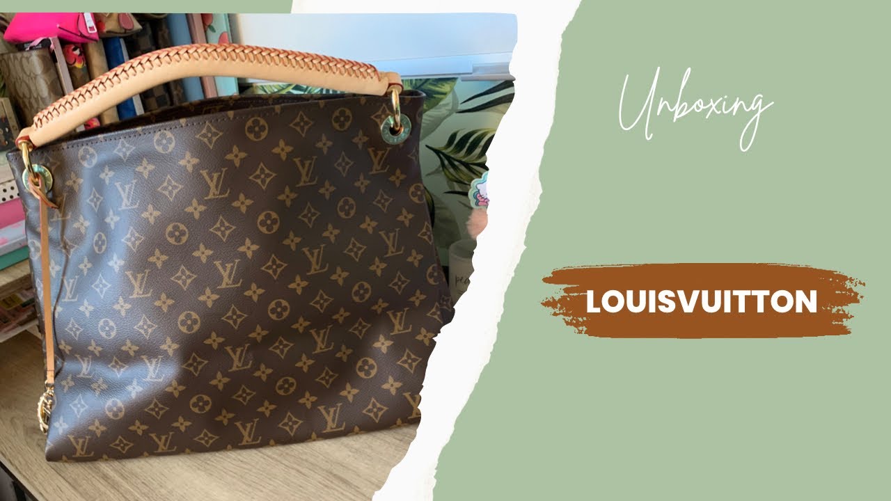 How can you tell if a Louis Vuitton Artsy bag is real? - Questions