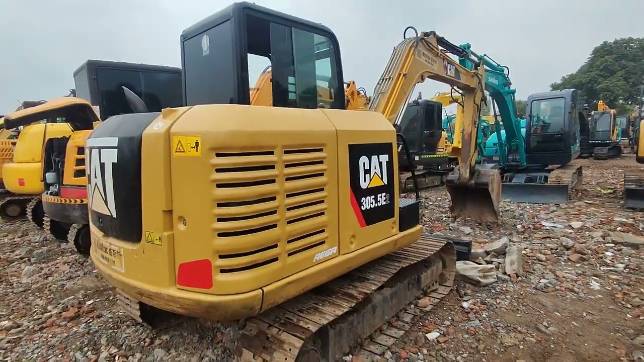 Japan made caterpillar cat305.5 mini excavator for sale,mini digging excavator for sale in china