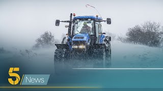 UK weather: Temperatures plunge across the country as hundreds of school are closed | 5 News