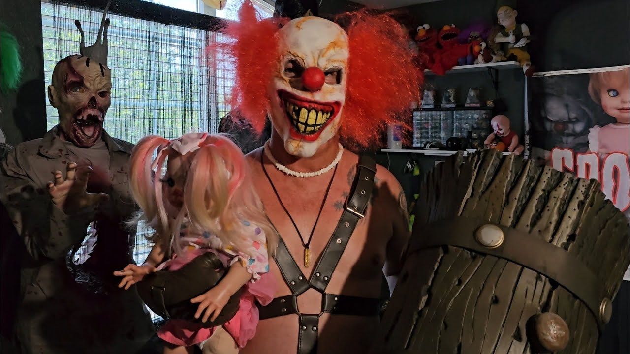 Sweet Tooth Costume | Spirit Halloween Rick Ratman