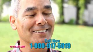 Astrology.com's Live Psychic Readings!