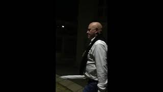 Paraply-livvakten (Umbrella bodyguard)