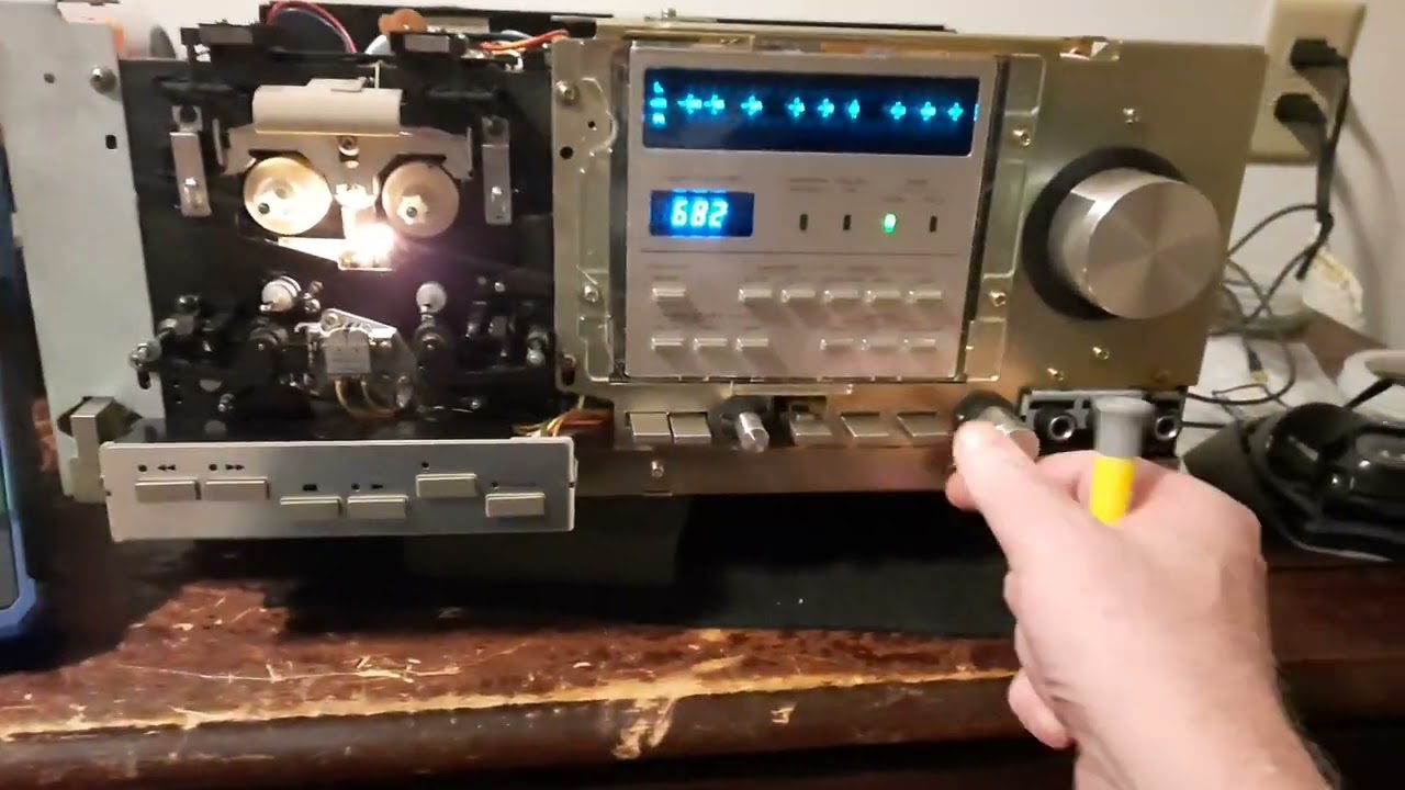 Pioneer CT-F900 cassette deck repair, Azimuth adjustment. finally