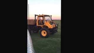 Unimog 1971 406 Crawling