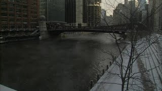 Chicago residents brave bitter cold