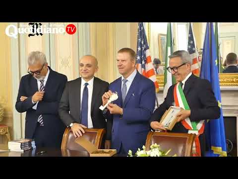 Video Pax Silica, la firma a Brindisi