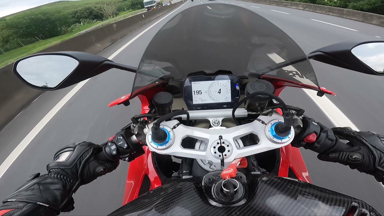 QUASE DEU RUIM | CARRO FECHOU A 220 KM/HR