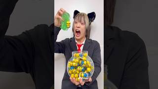 Sion Princess Minions Gummy Dance