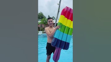 Big vs Small Swimming float - Phao bơi nào tốt nhất #shorts