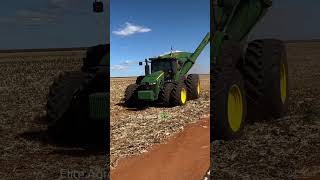 8400R Jonh Deere Na Bazuca