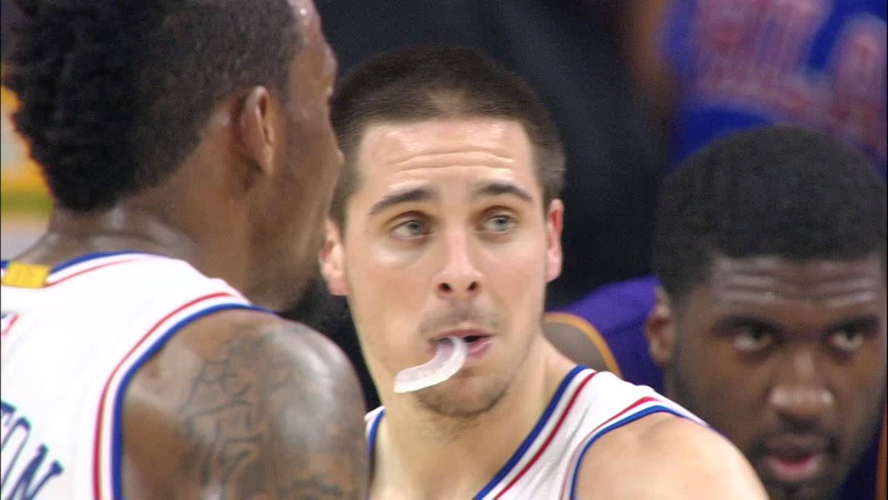 Kobe Bryant Talks about Jump ball with Rookie TJ McConnell