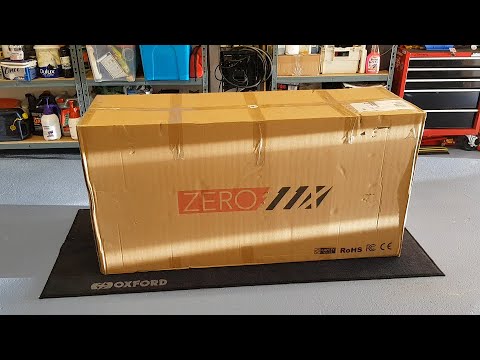 #001 Beano's Garage -  Zero 11x Electric Scooter Unboxing