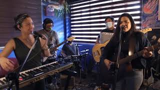 “EVERGREEN” by Leanne & Naara | The Concert Series | RX931