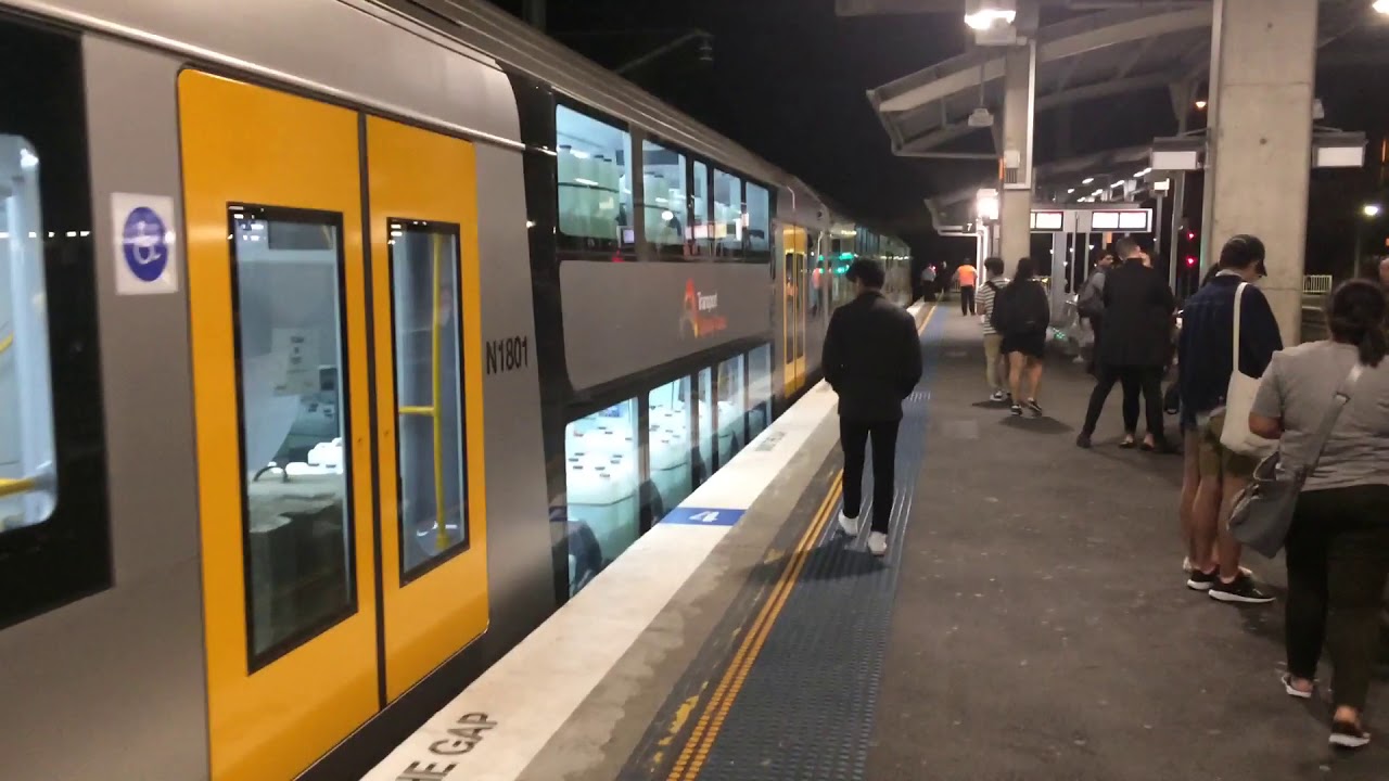 Short Video B1 Waratah standing at Blacktown on platform 7 YouTube