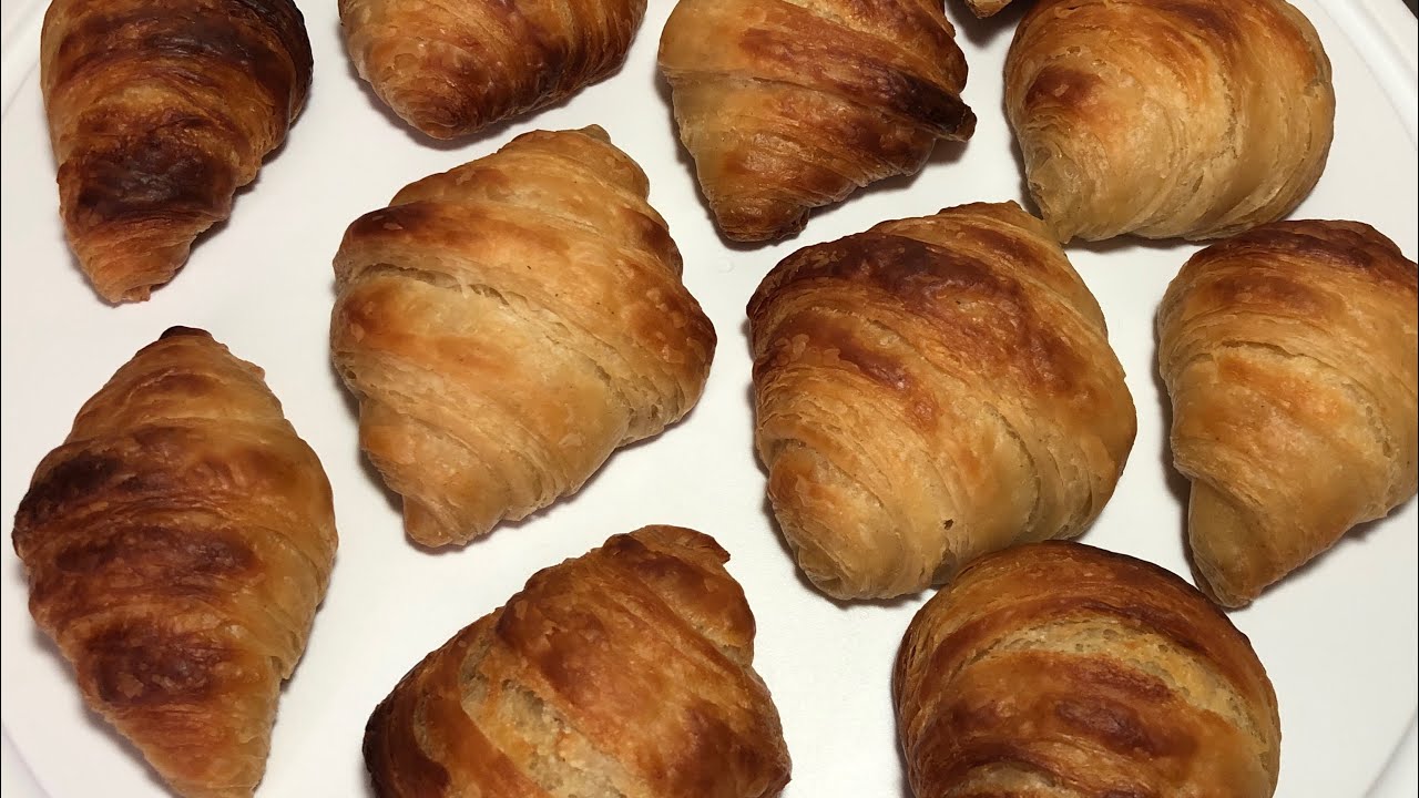 Mini croissants | No clippings | Browsed with margarine - YouTube