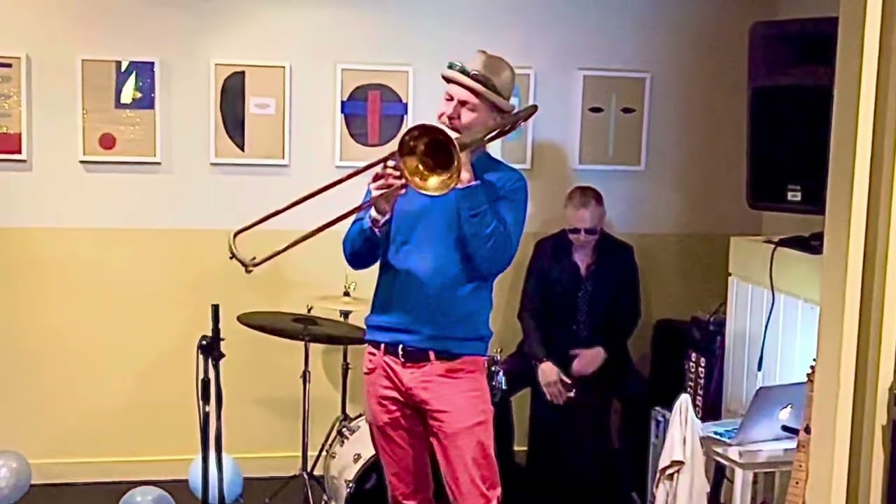Live at The Golden Sheaf | Triste (by A C Jobim) | trombone, beats & cahon