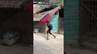 ഓടി വരുന്നത് എന്ത് കൊണ്ടായിരിക്കും?#help #bihar #issrafoundation #food #ifthar