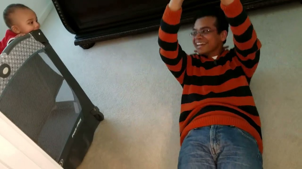 Baby Ishan's laugh on Daddy's Workout