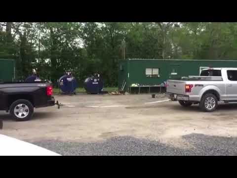 ford-f150-vs-chevrolet-silverado-tug-of-war